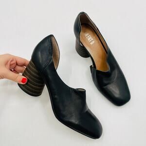 Silent D Leather D'orsay black block heels
